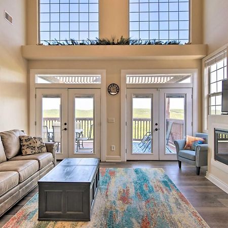 Luxe Branson Retreat With Mtn Views And Pool Access! 아파트 외부 사진