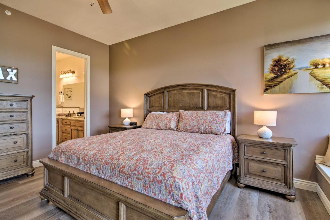 Luxe Branson Retreat With Mtn Views And Pool Access! 아파트 외부 사진