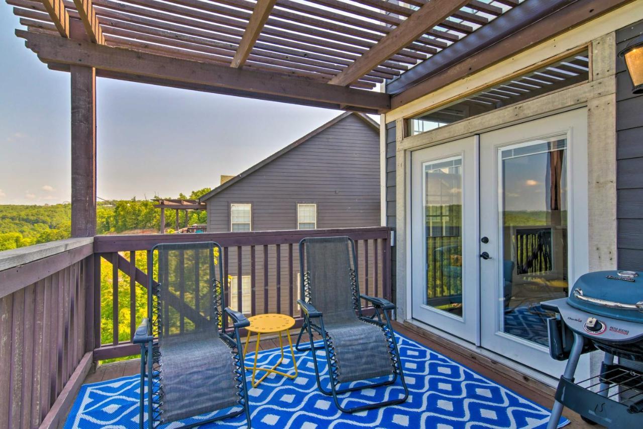 Luxe Branson Retreat With Mtn Views And Pool Access! 아파트 외부 사진
